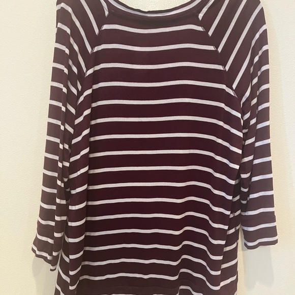 Market & Spruce Red and White Relaxed Long Sleeve Tee - Picture 2 of 3